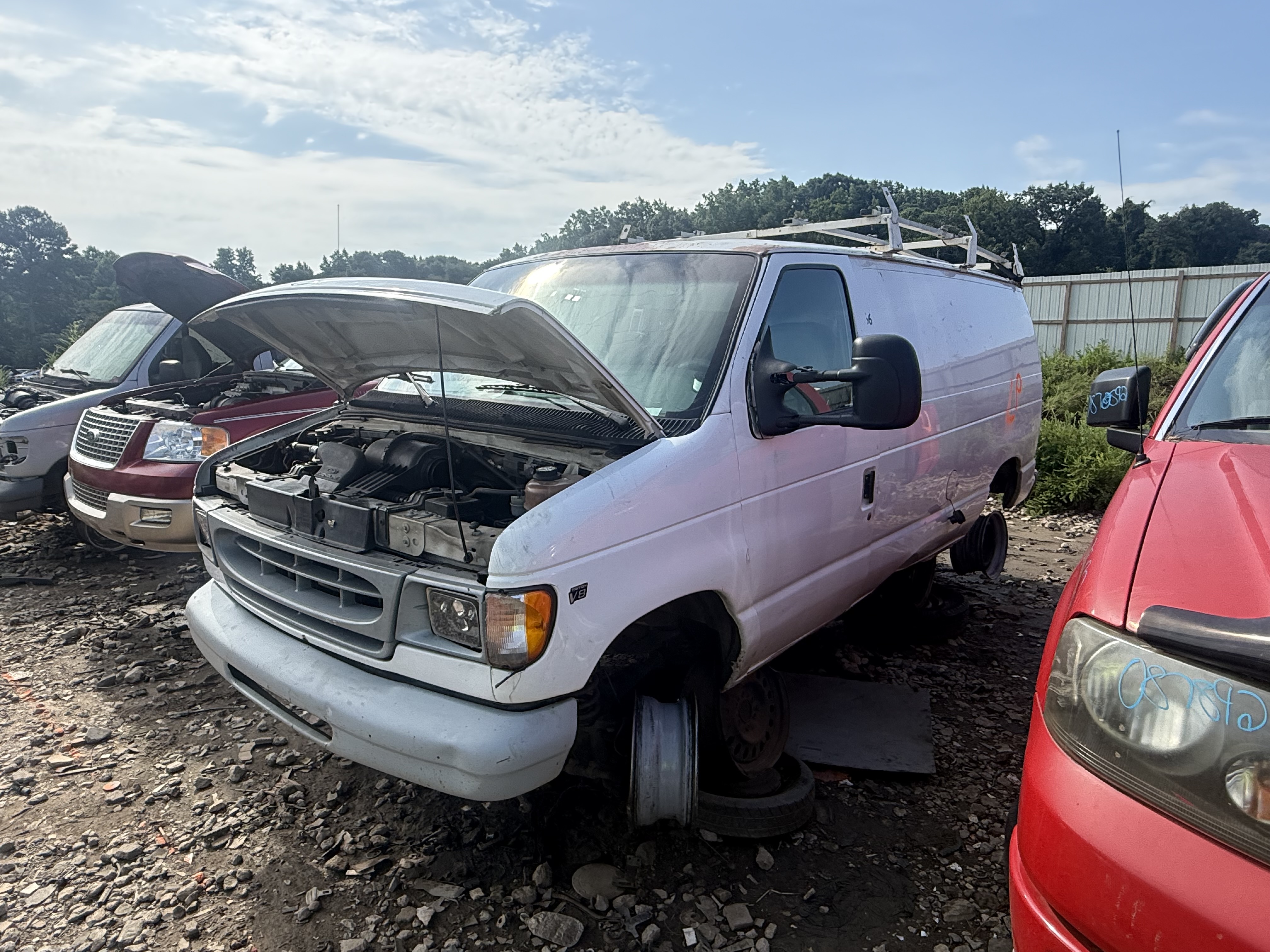 2002 FORD E-250