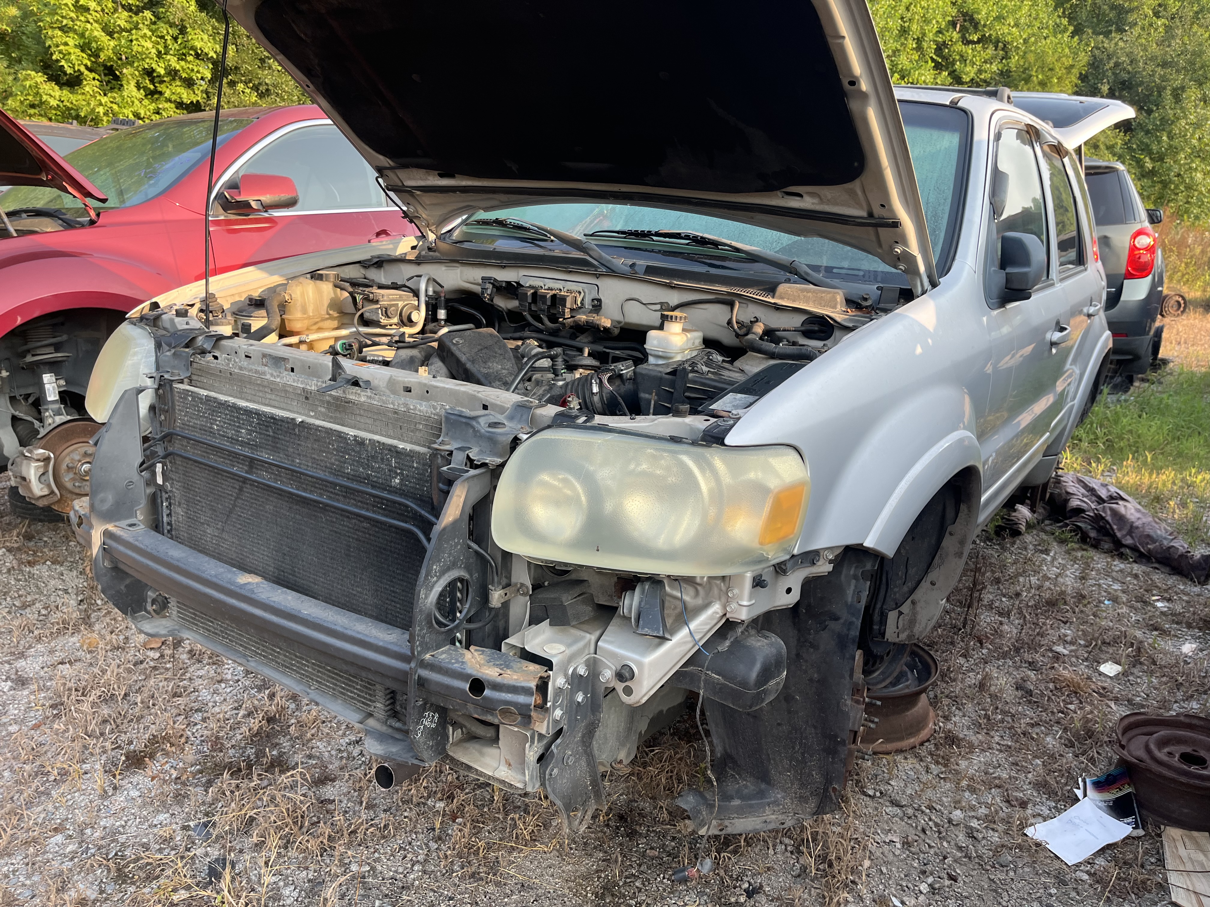 2005 FORD Escape