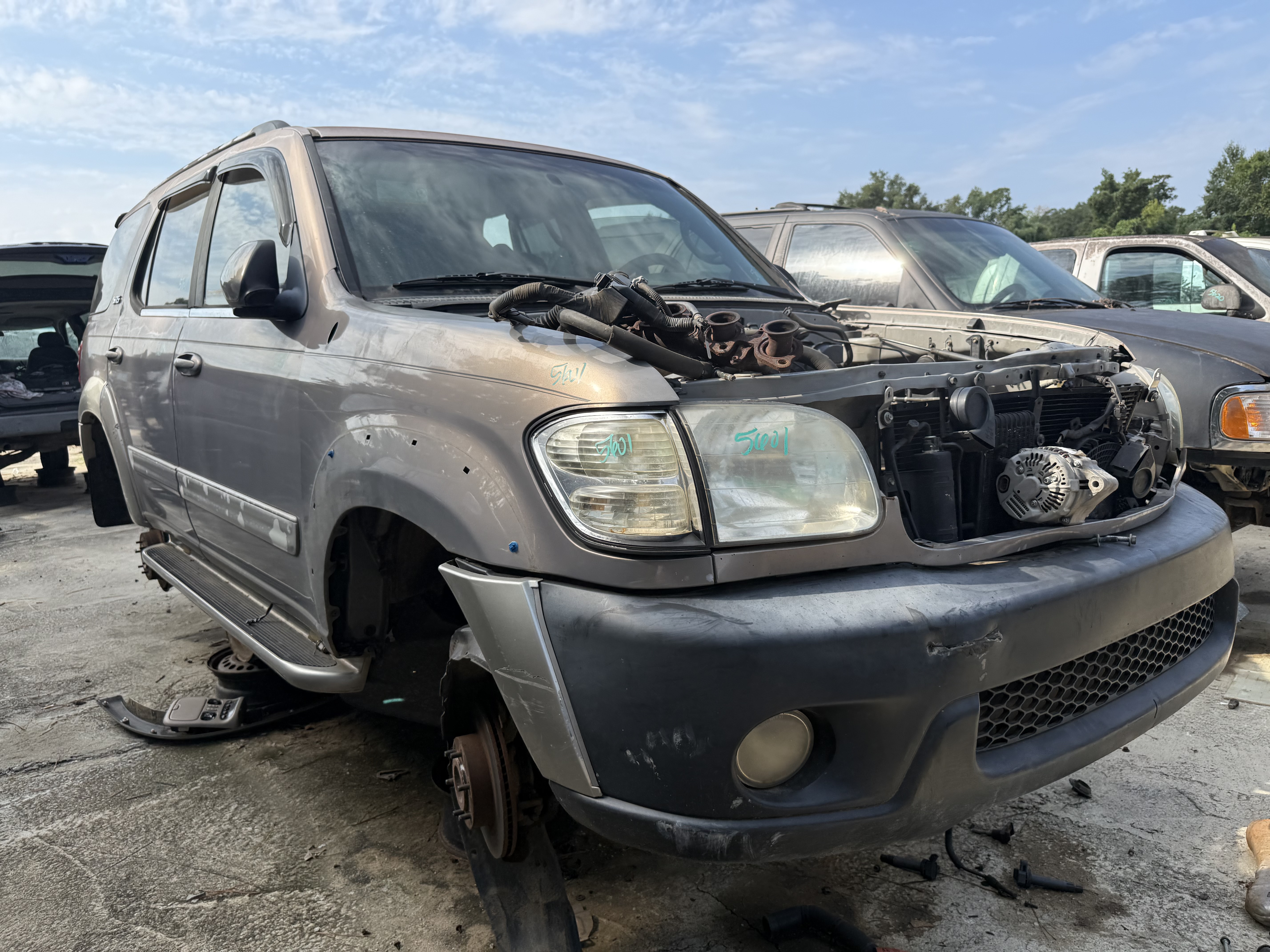 2002 TOYOTA Sequoia