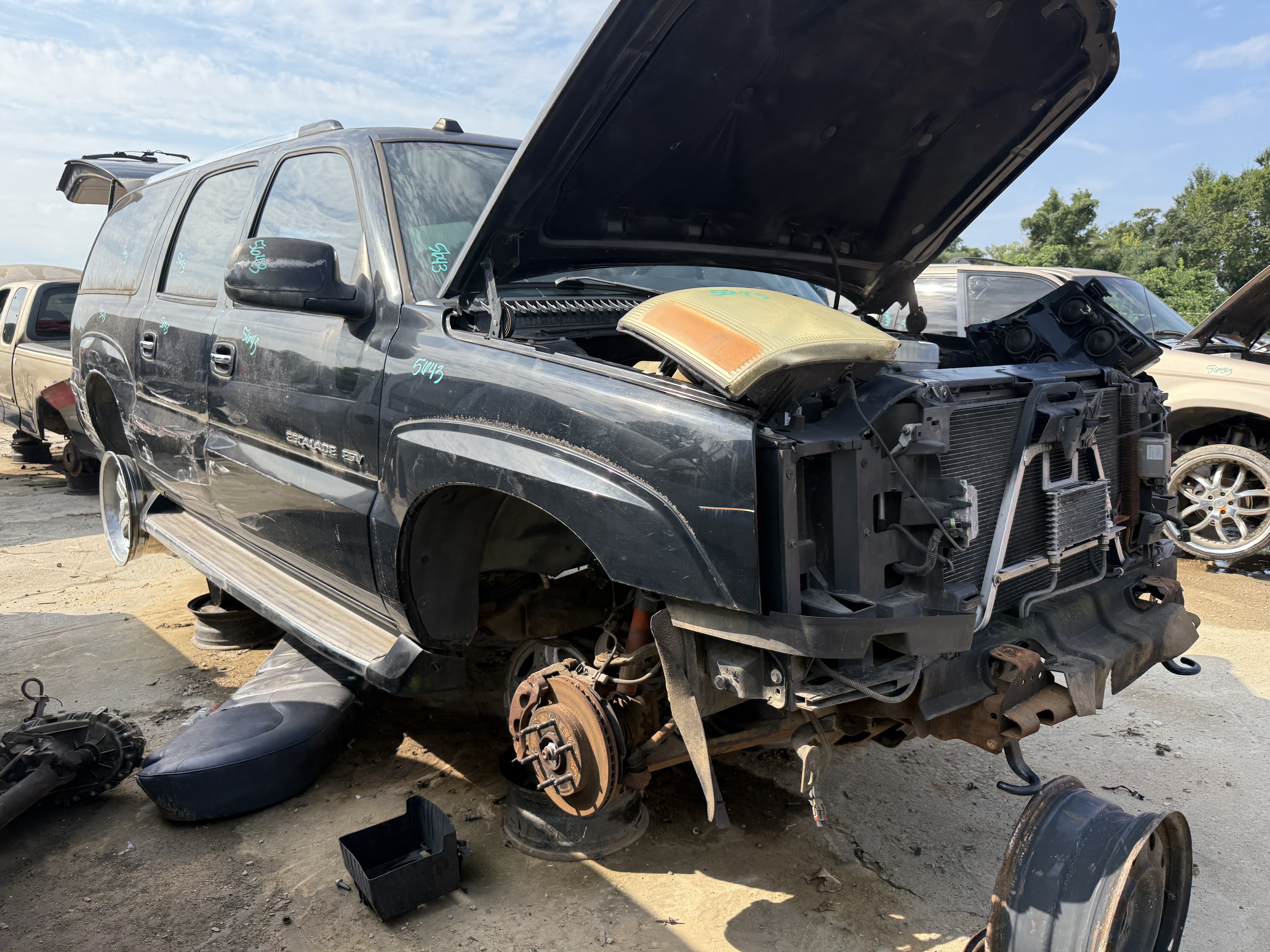 2004 CADILLAC Escalade