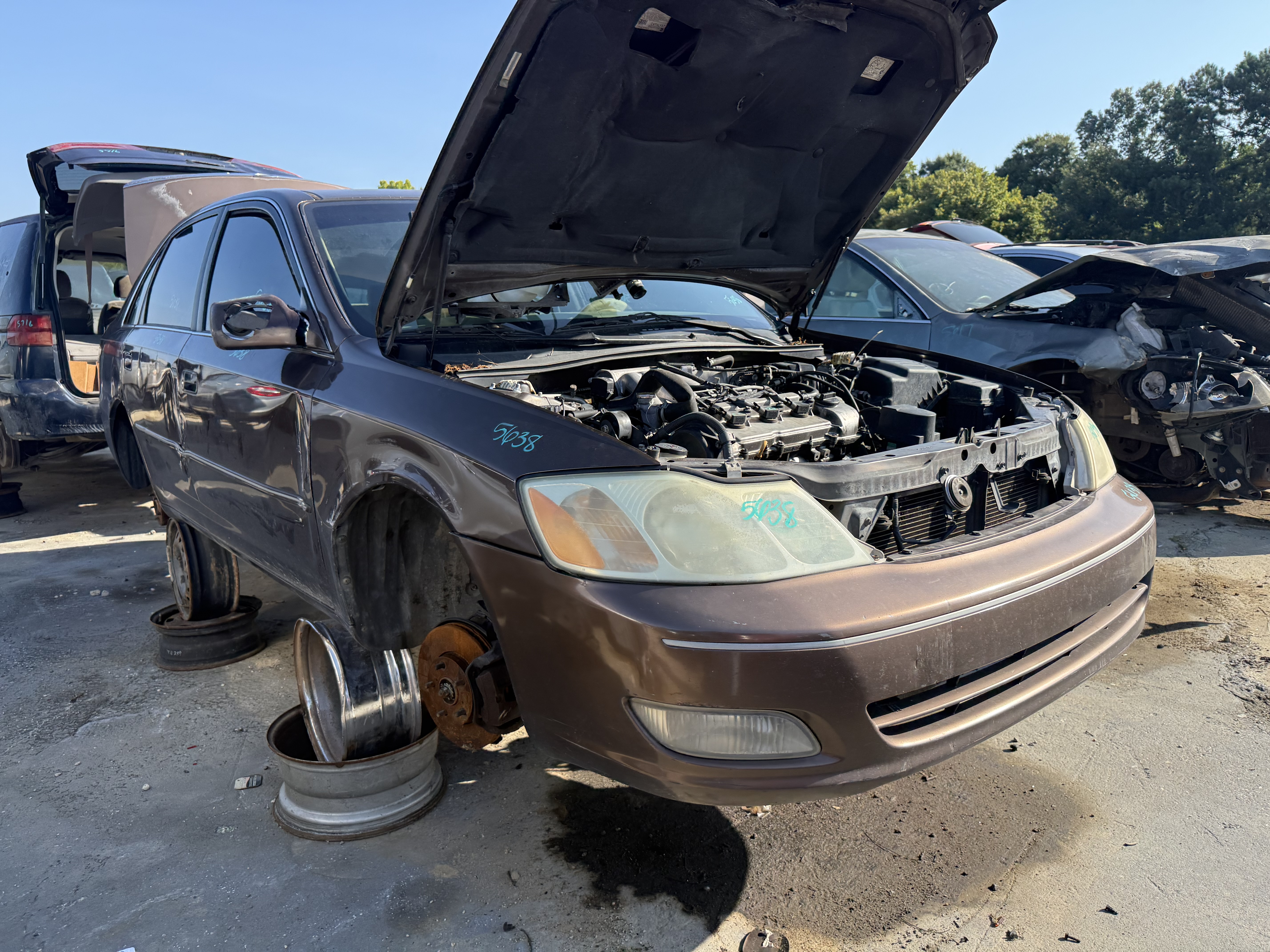 2000 TOYOTA Avalon
