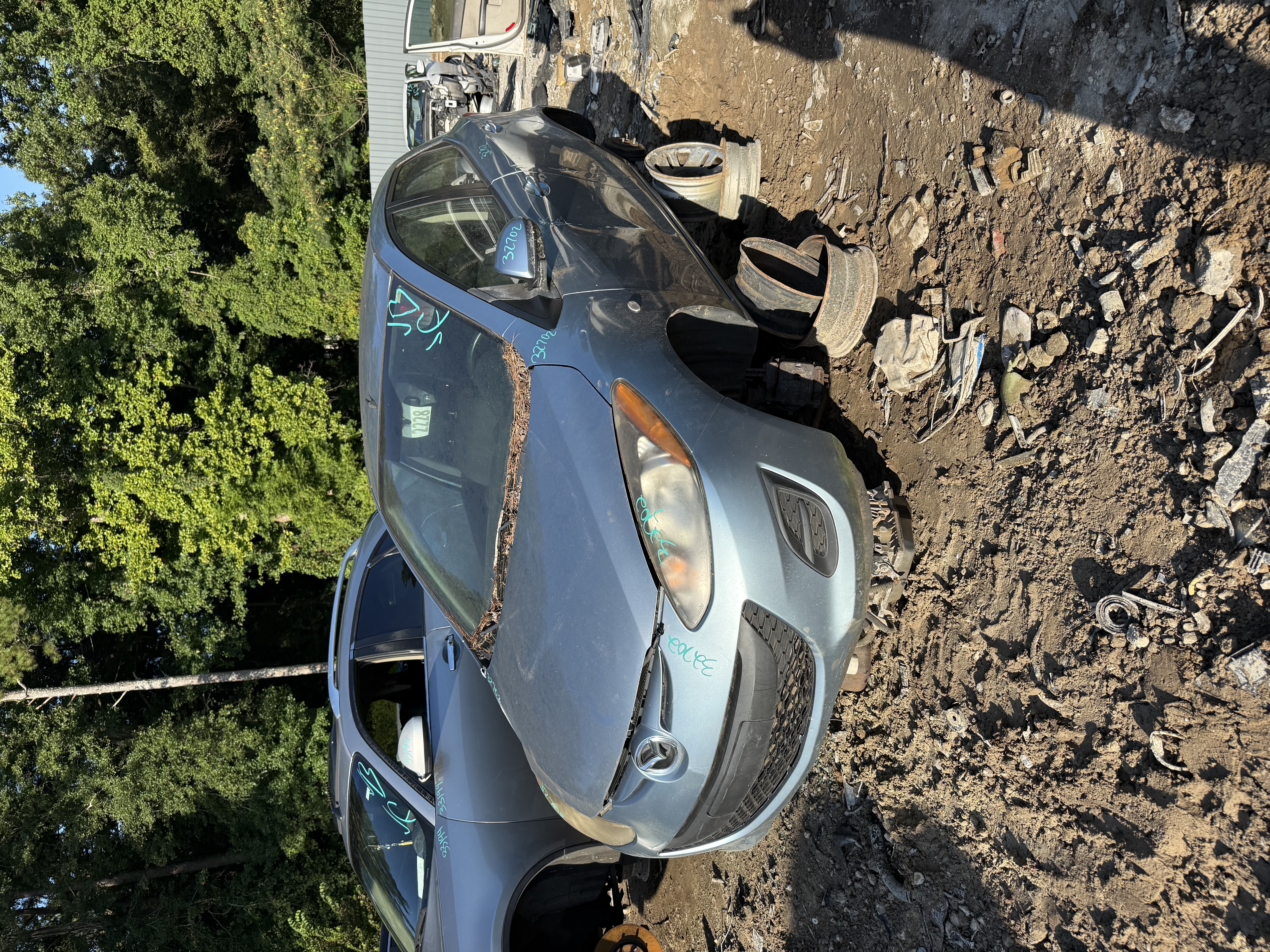 2013 MAZDA Mazda2