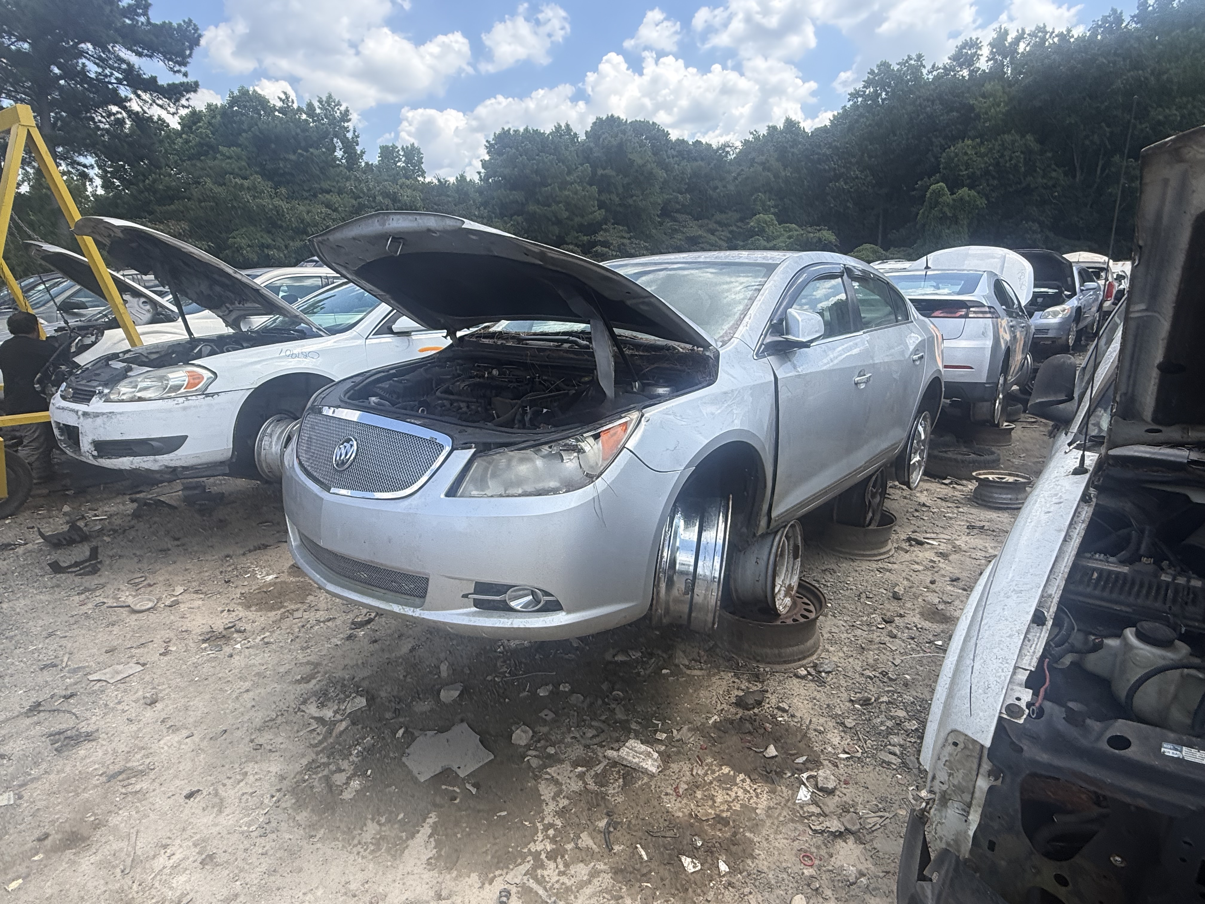 2010 BUICK Lacrosse