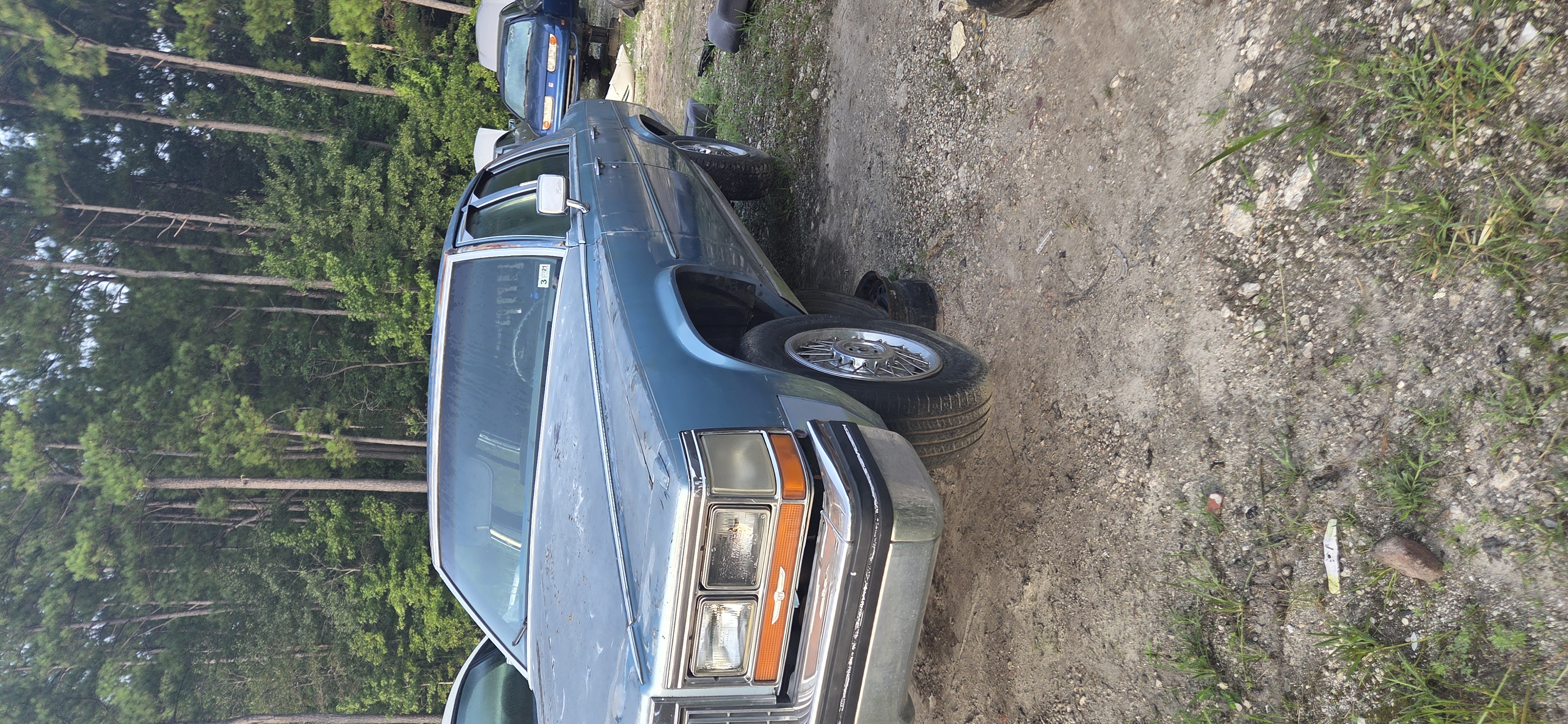 1989 CADILLAC Brougham