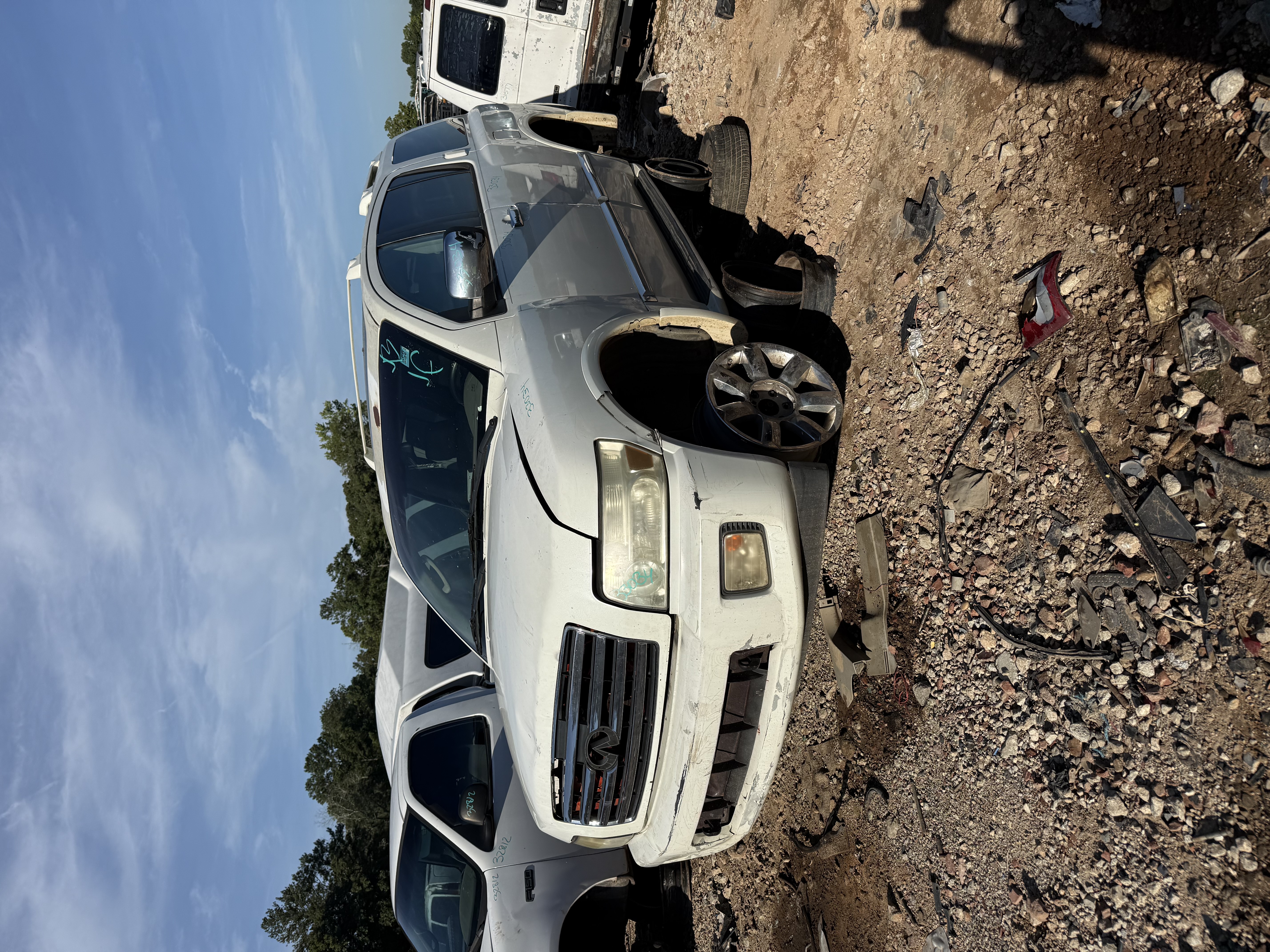 2005 INFINITI Qx56
