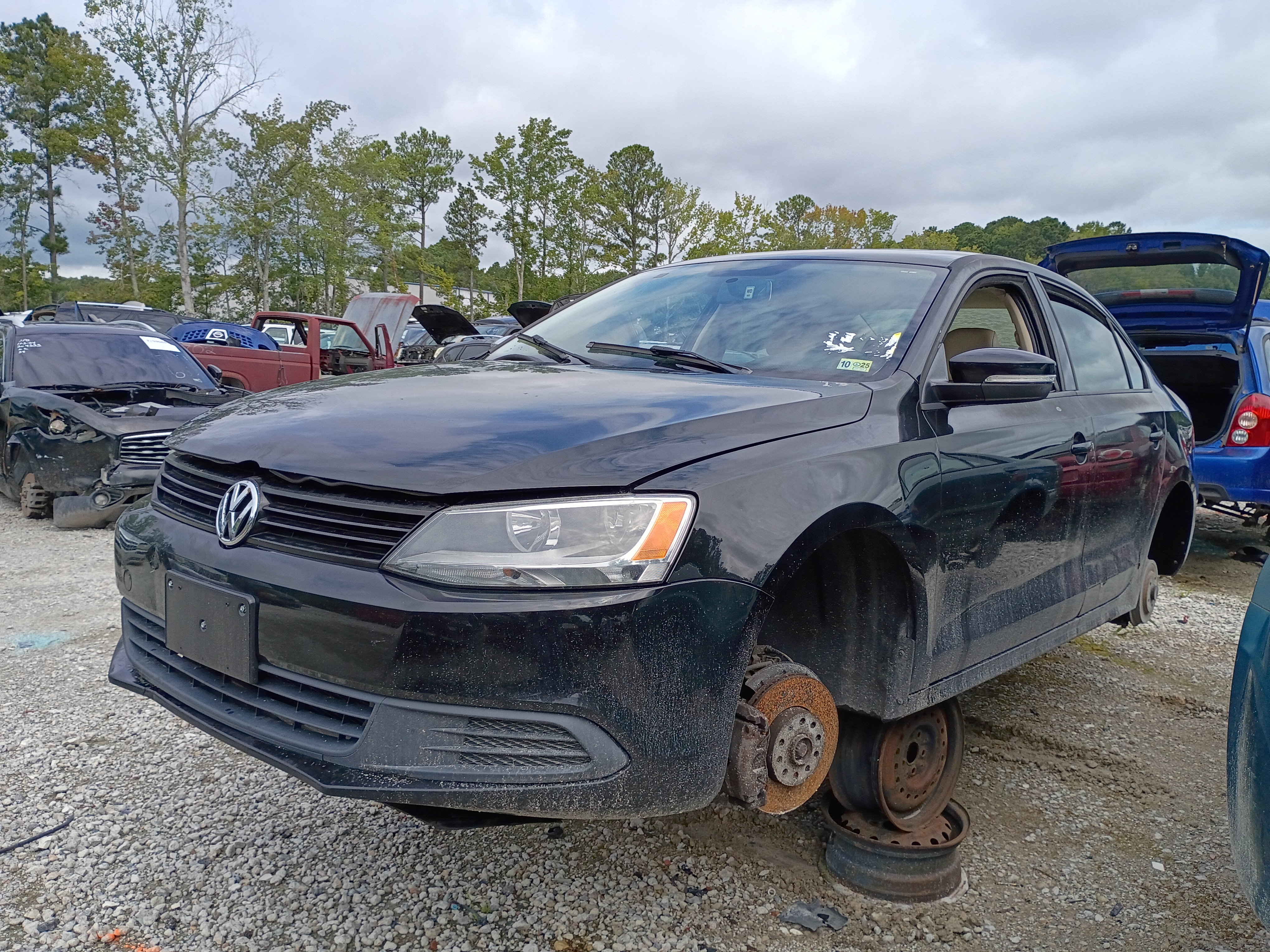 2012 VOLKSWAGEN Jetta