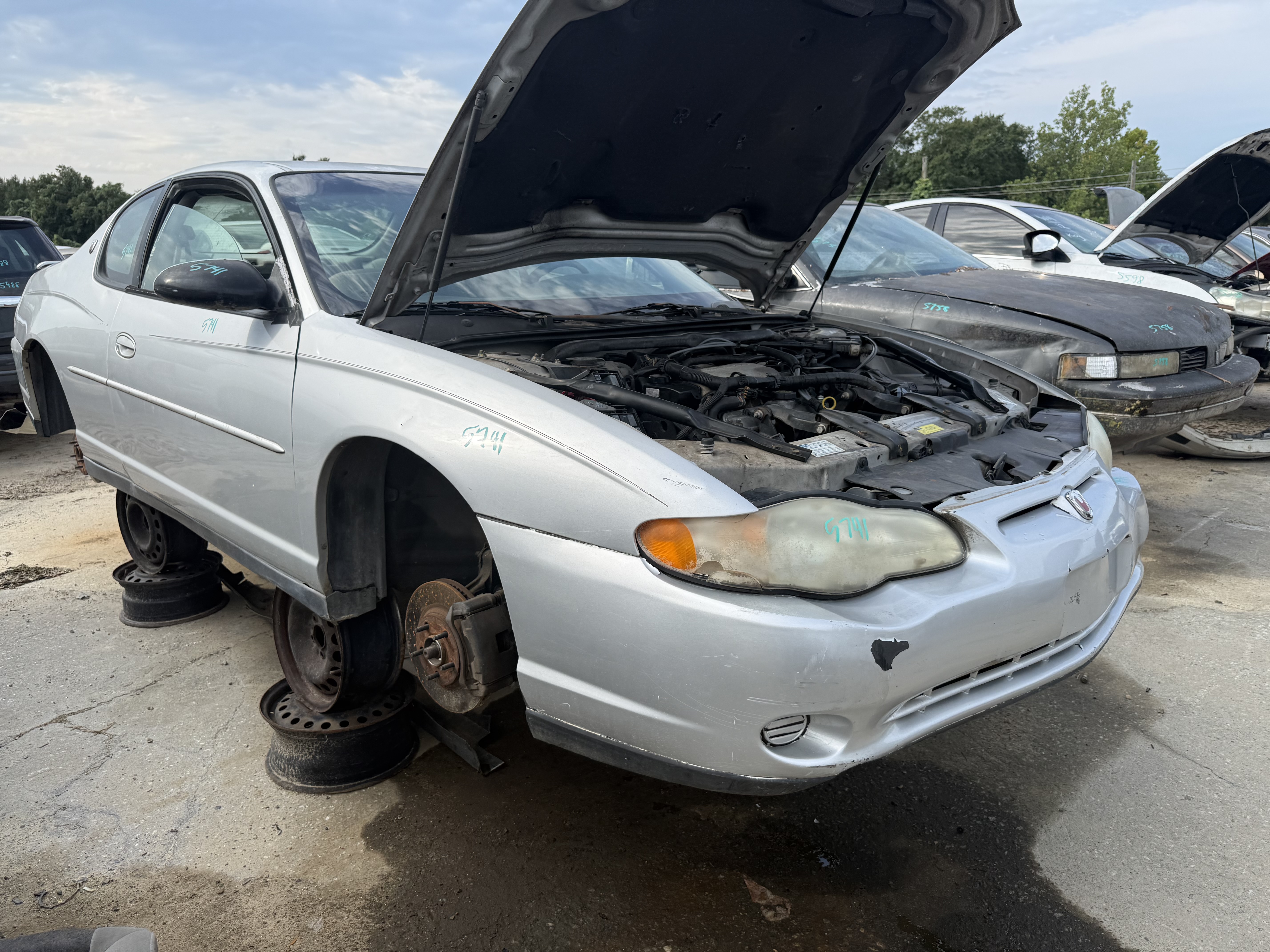 2001 CHEVROLET Monte Carlo