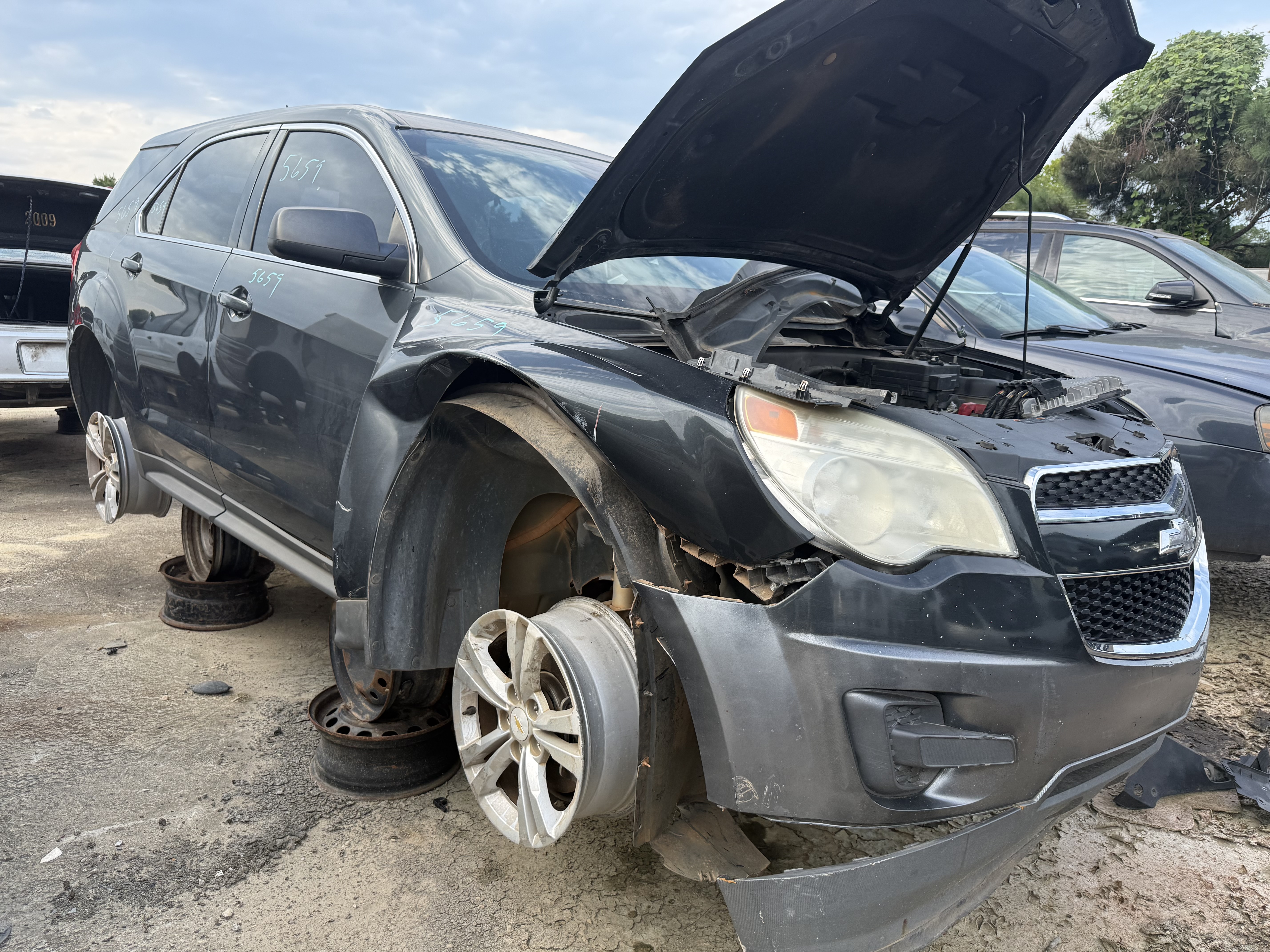 2013 CHEVROLET Equinox