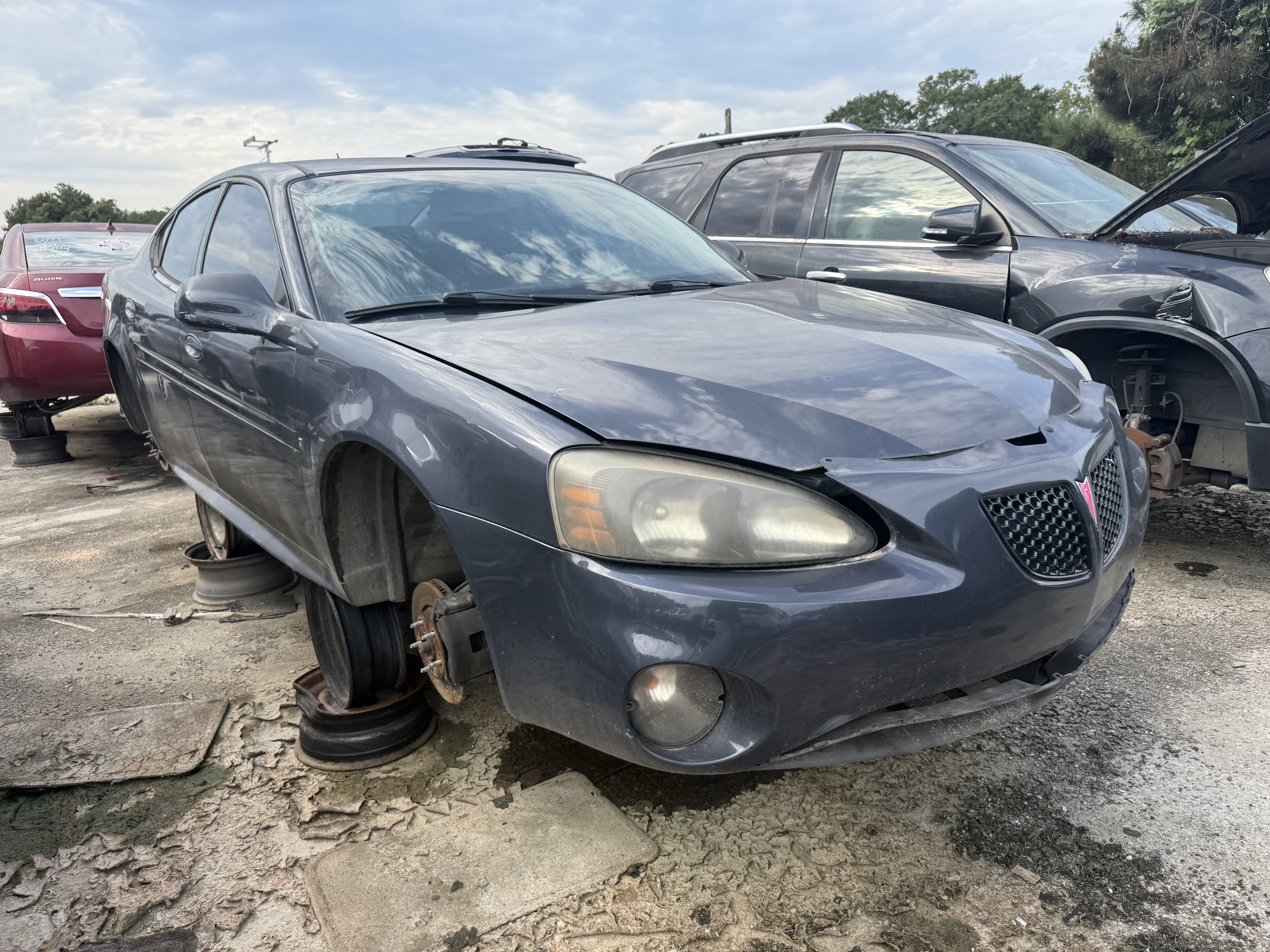 2008 PONTIAC Grand Prix