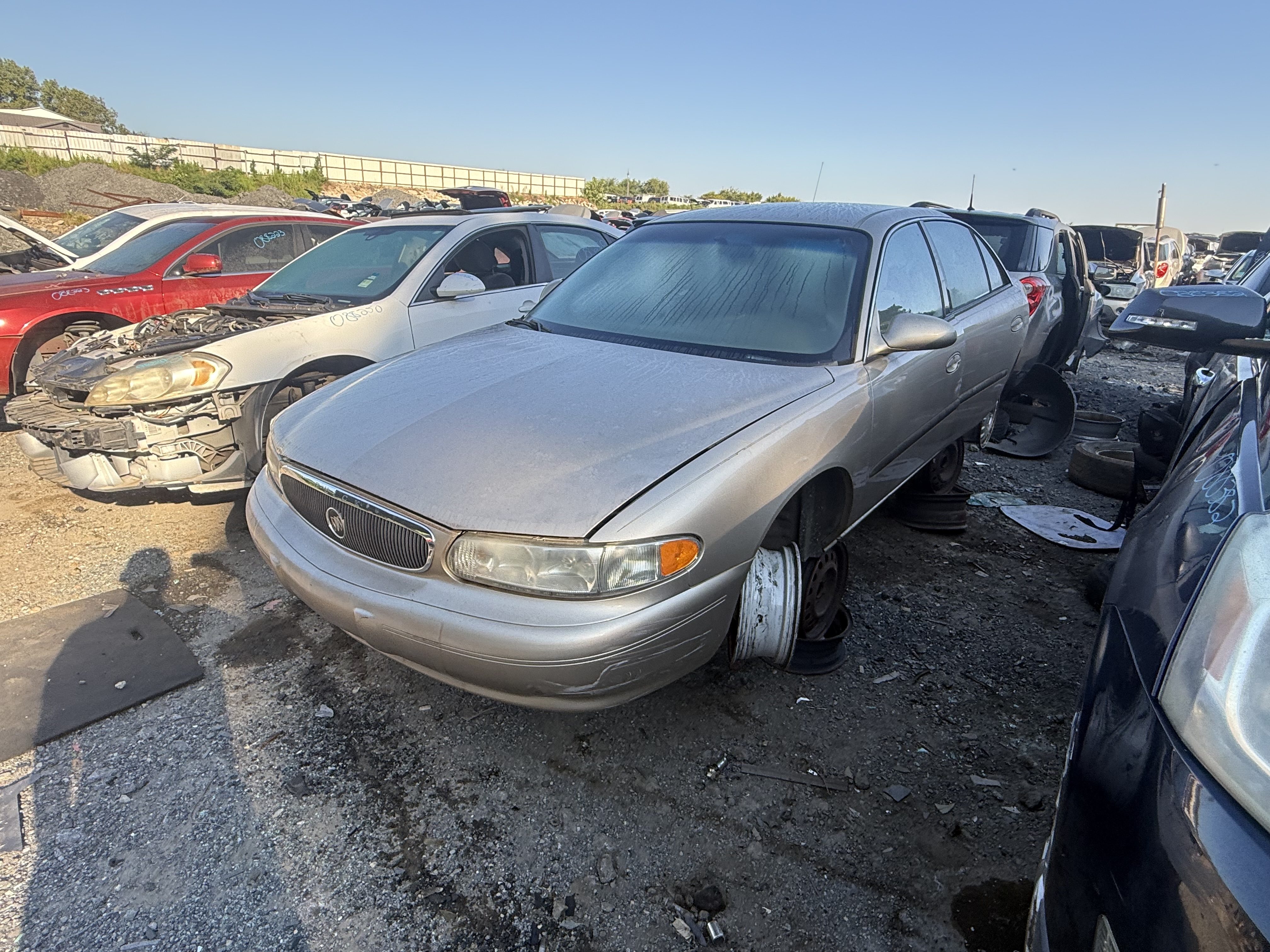 2005 BUICK Century