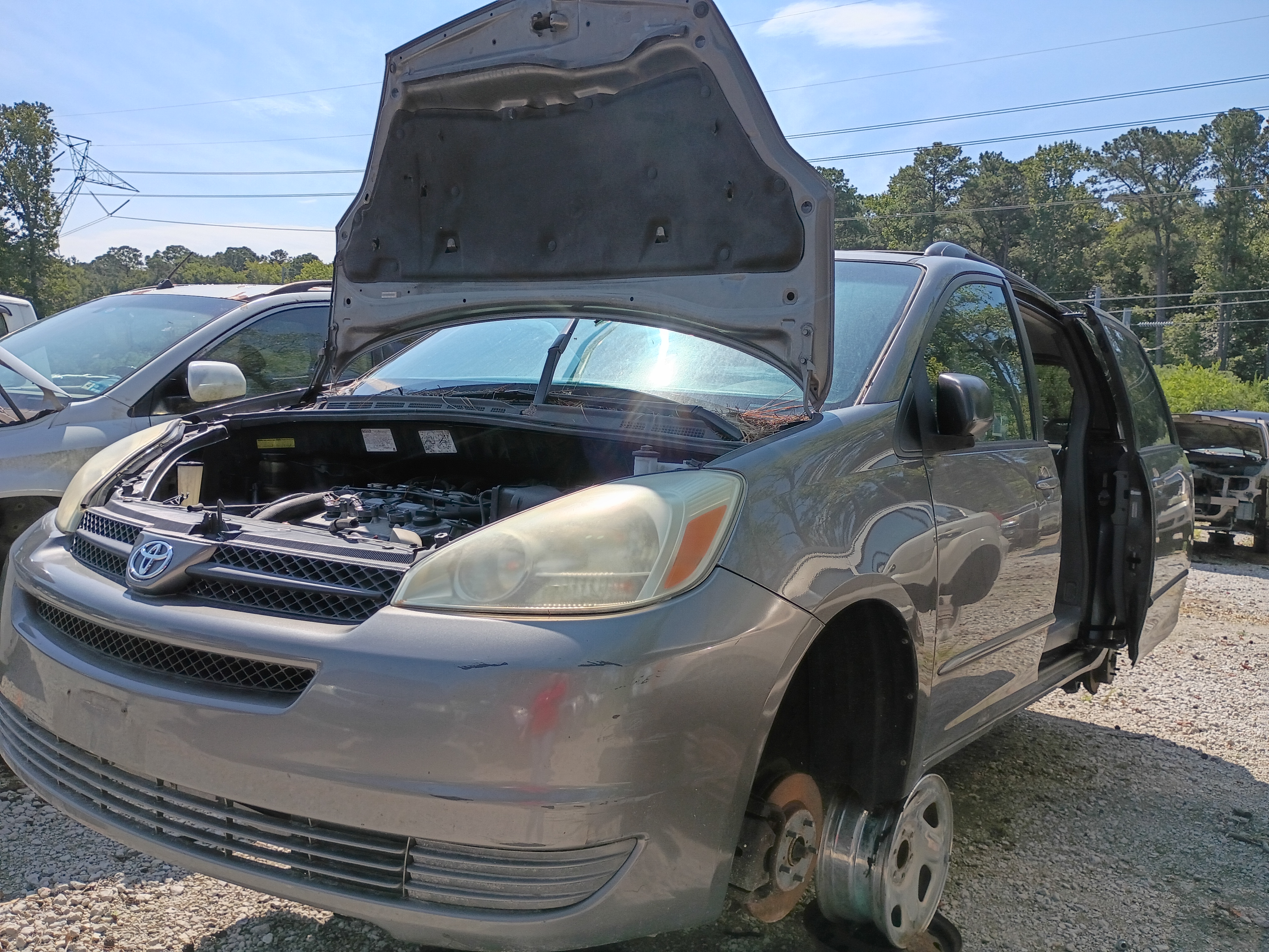 2004 TOYOTA Sienna