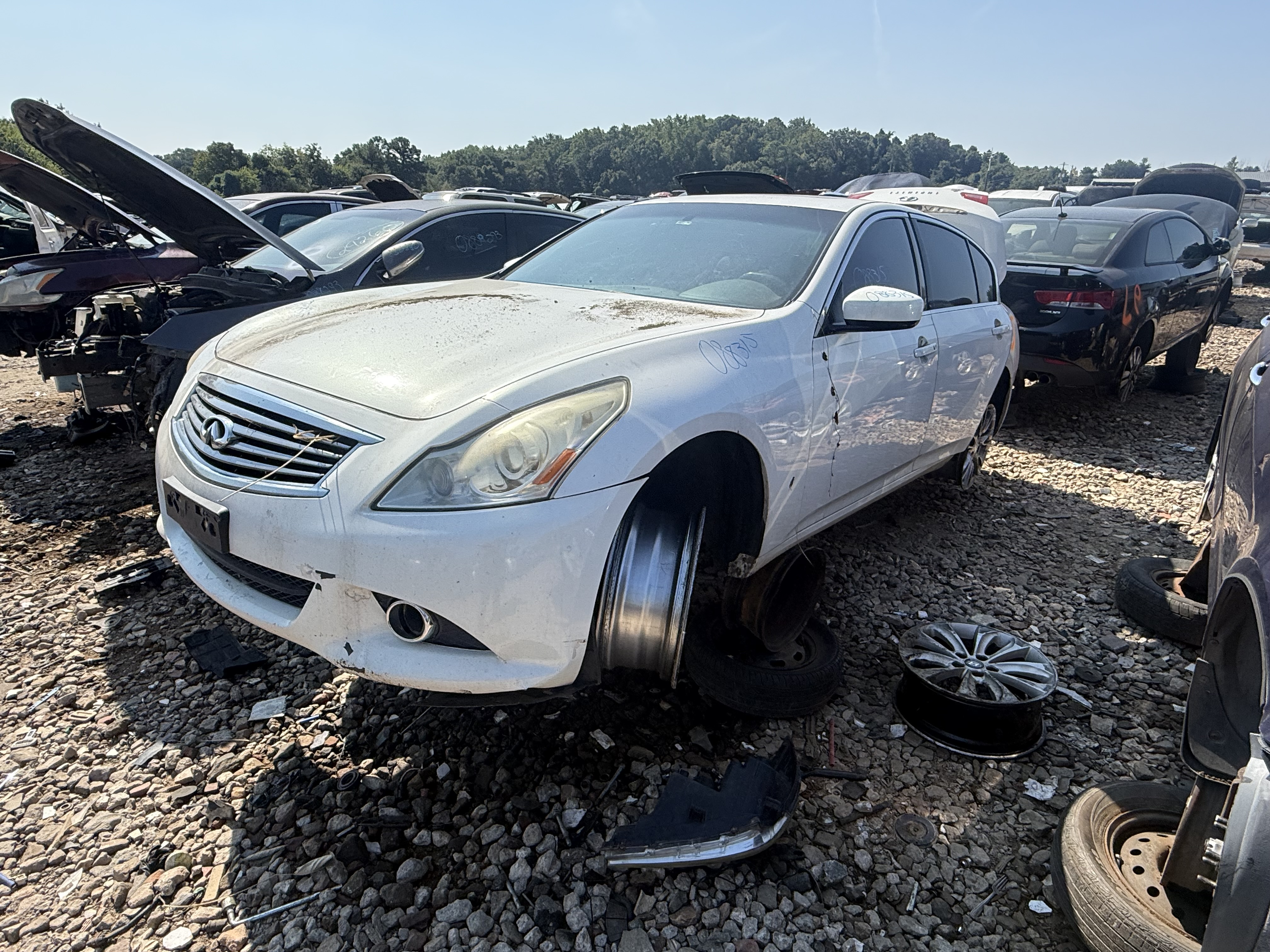 2012 INFINITI G37