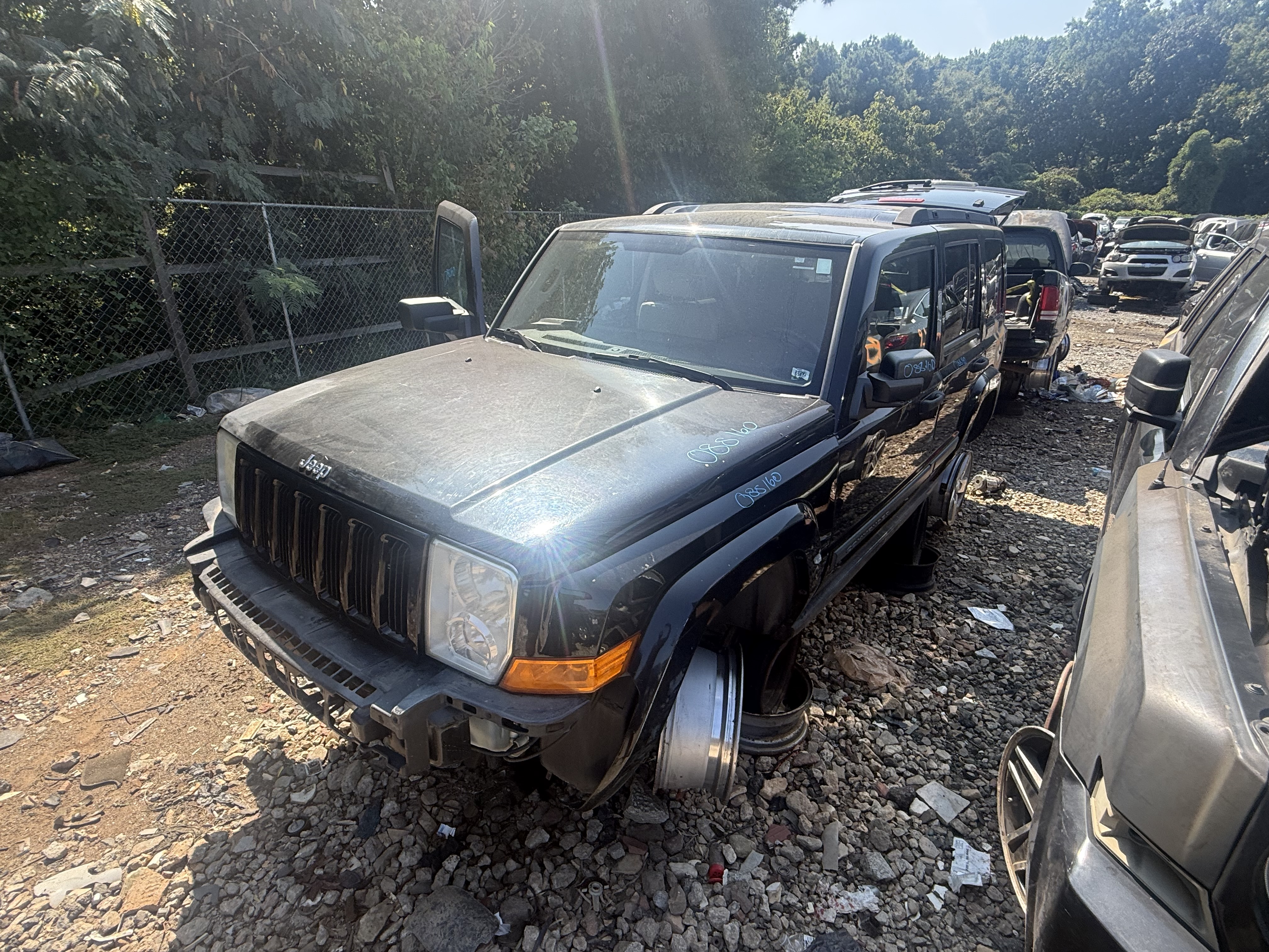 2006 JEEP Commander