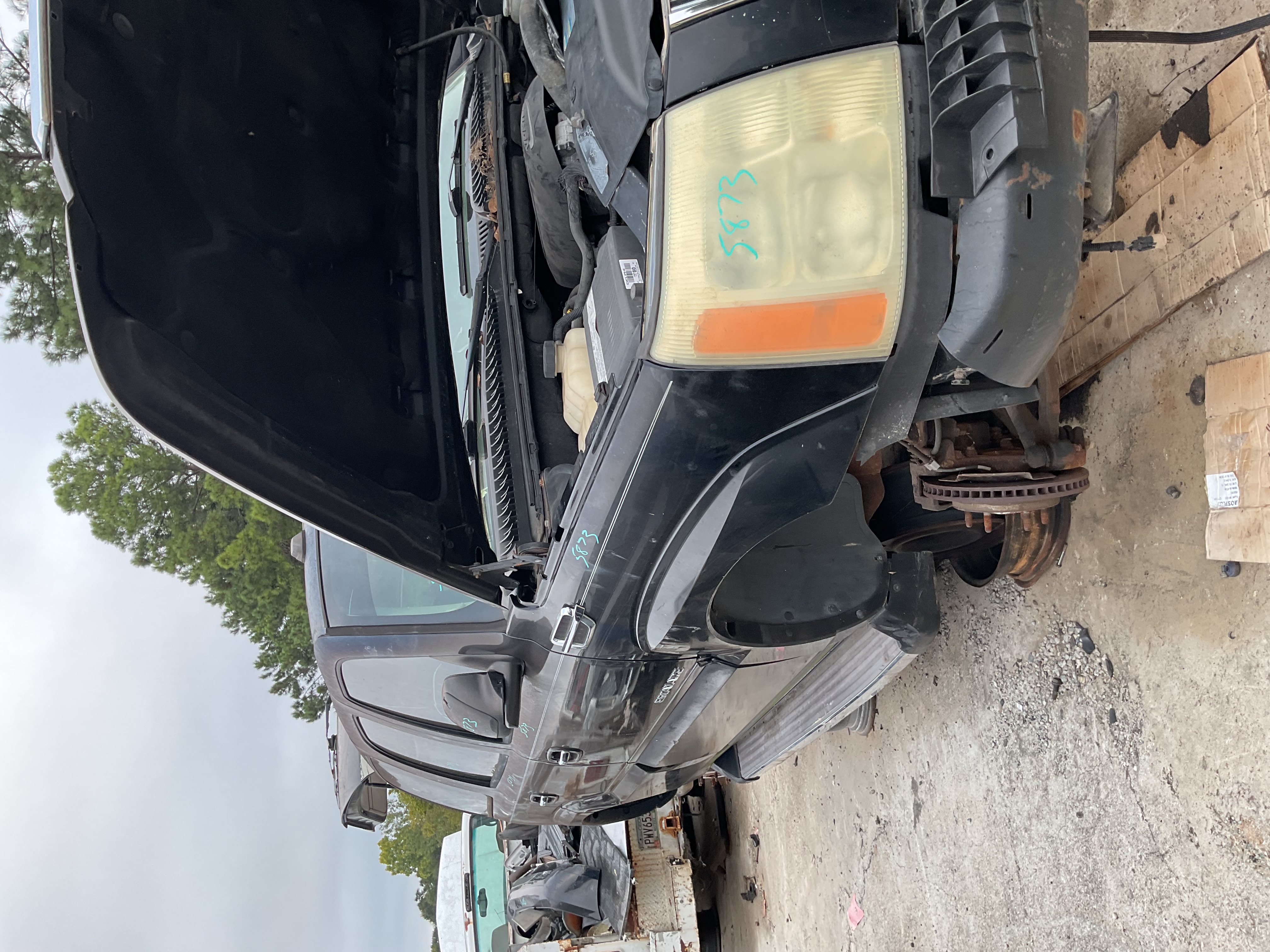 2005 CADILLAC Escalade
