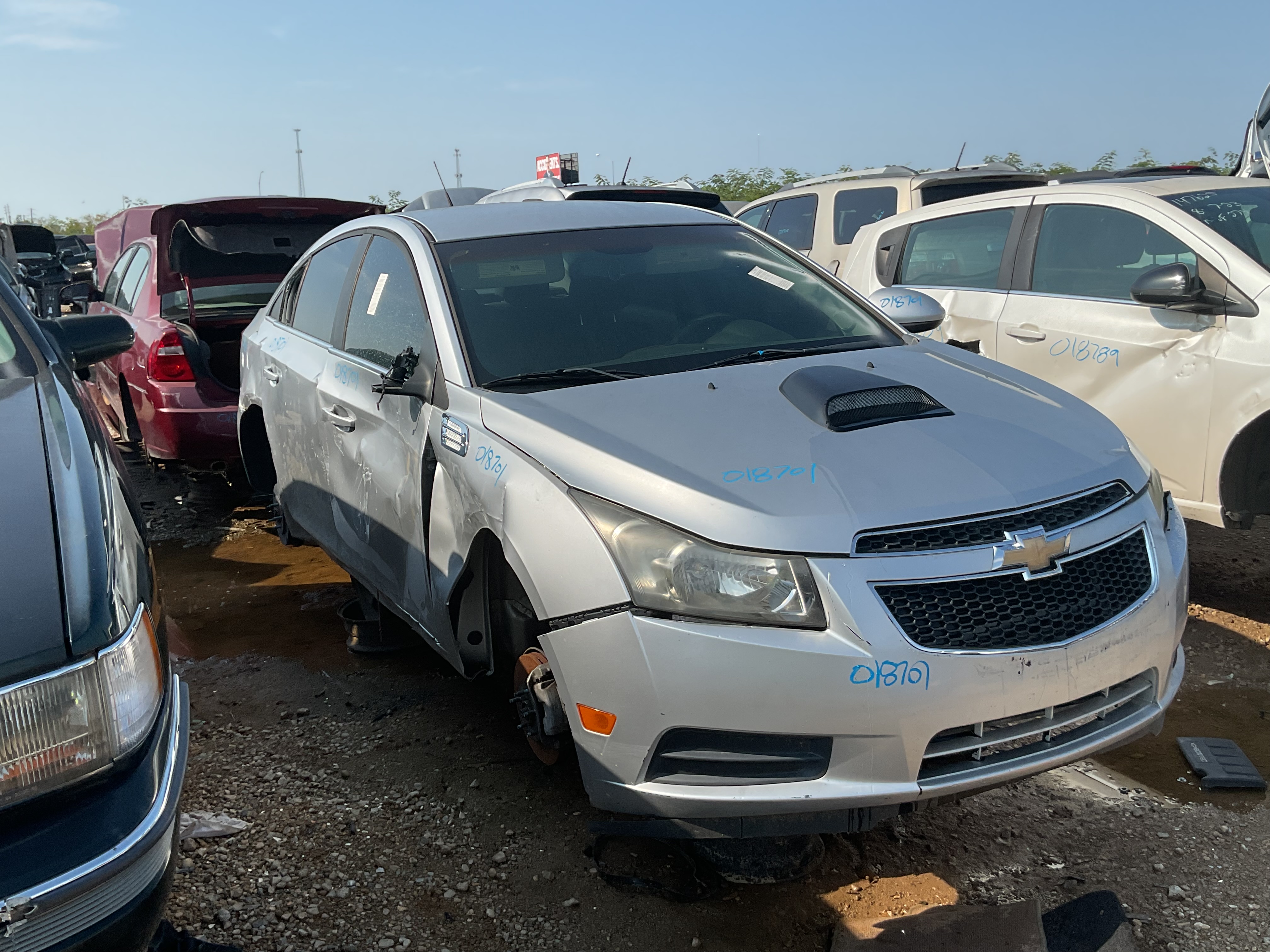 2011 CHEVROLET Cruze